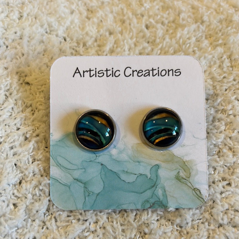 Artistic Creations Blue Gold & Black Swirl Glass Cabashon Pierced Earrings NWT